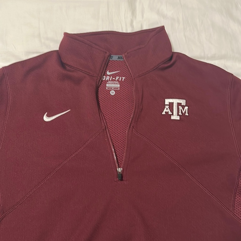 Texas A&M men’s Nike Q-zip
